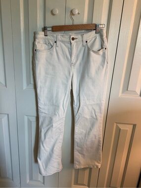 Chico’s So Slimming Girlfriend Kick Flare Women's off white jeans